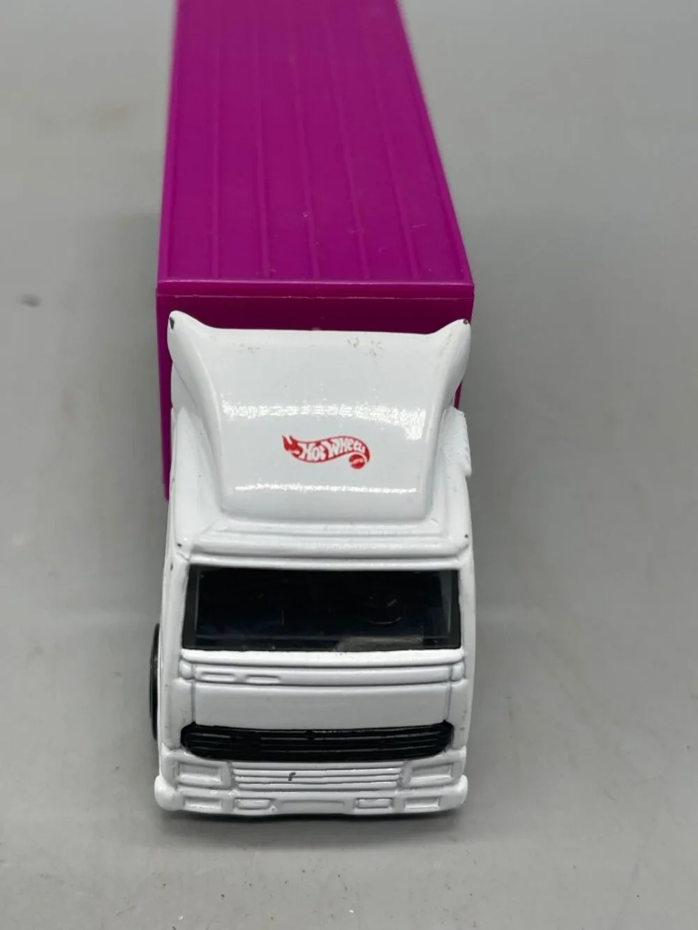 Hot Wheels 1996 Mattel Inc. Die Cast Good & Plenty Licorice Candy Box Truck READ